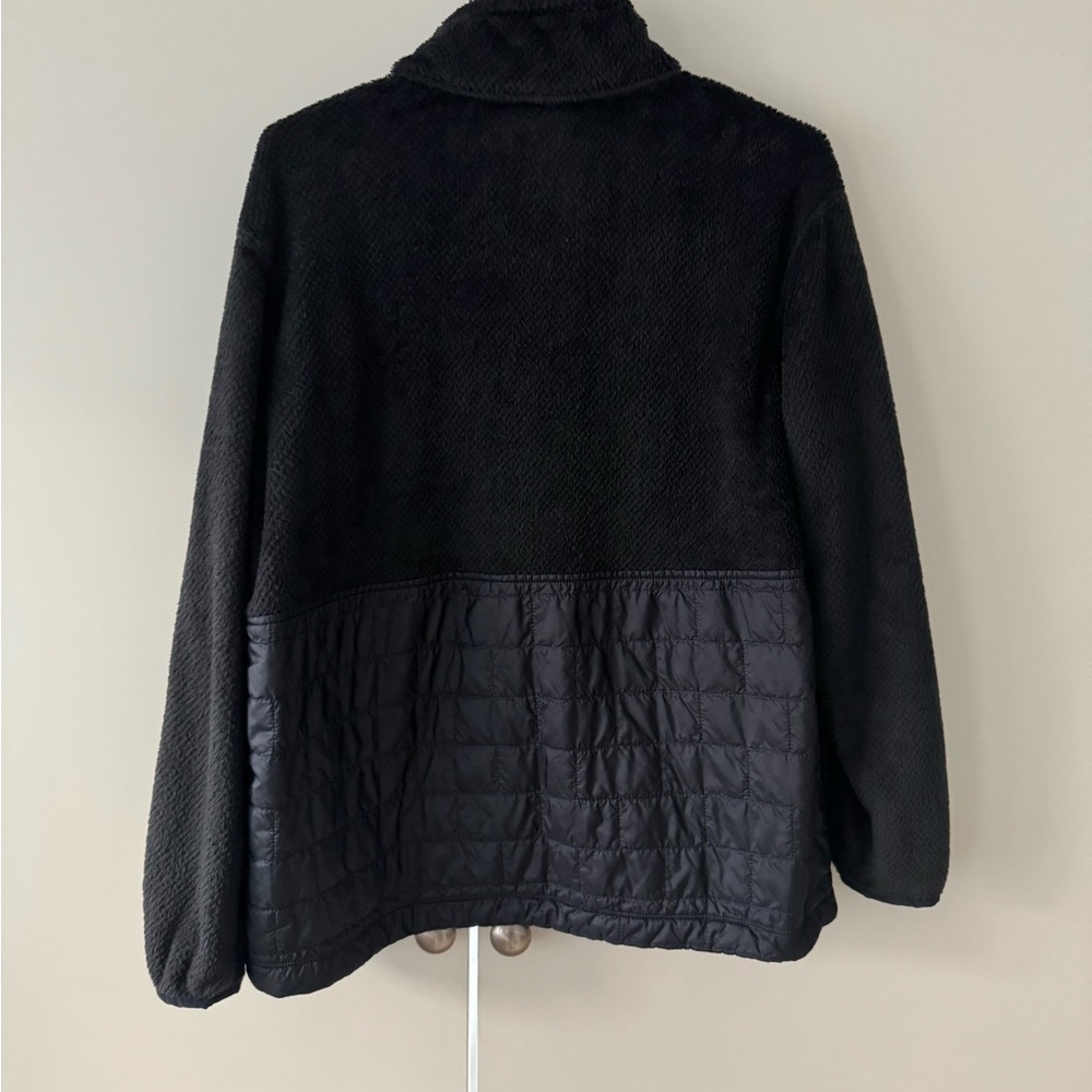 Patagonia Women's Re-Tool Hybrid Pullover Size Large in excellent condition - Picture 5 of 5